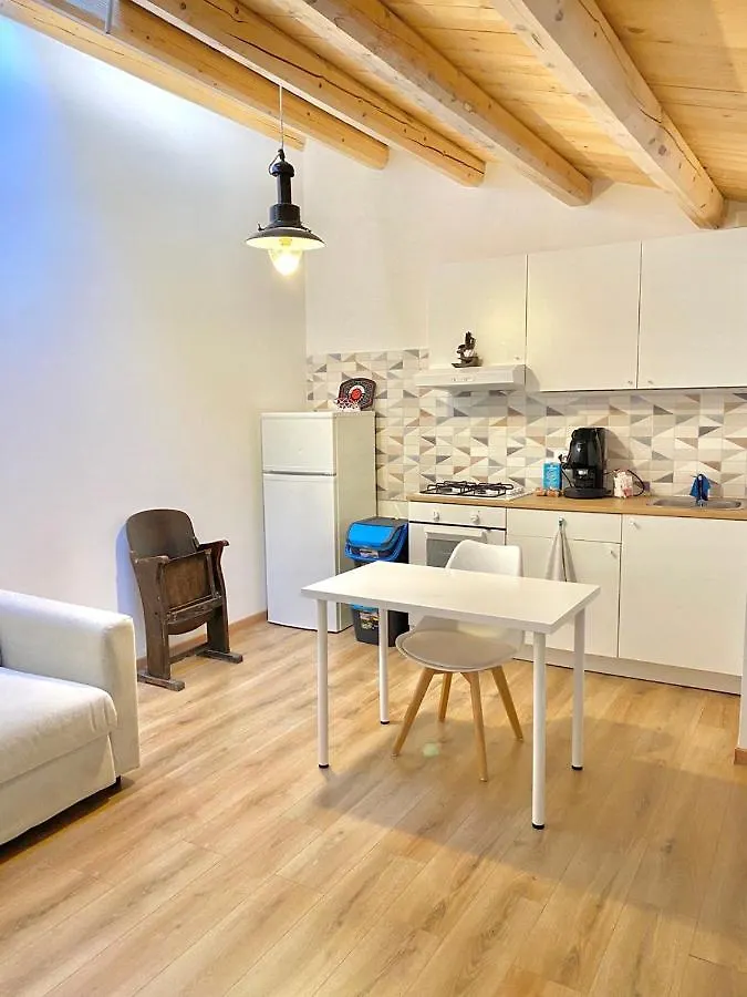 Kapslový hotel Hotel La Mansarda - Loft In Centro Storico Vittoria